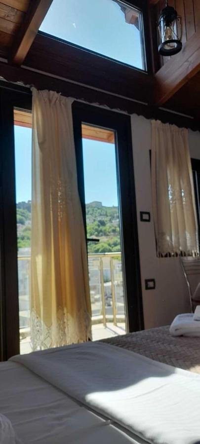 Hotel The First Gjirokastër 외부 사진