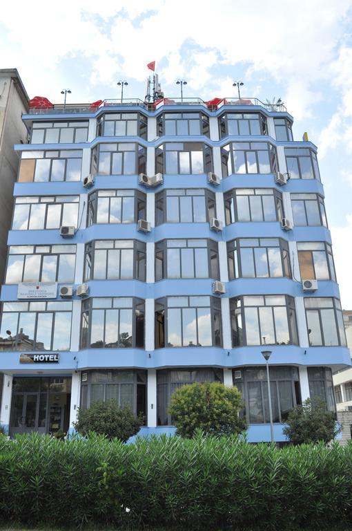 Hotel The First Gjirokastër 외부 사진