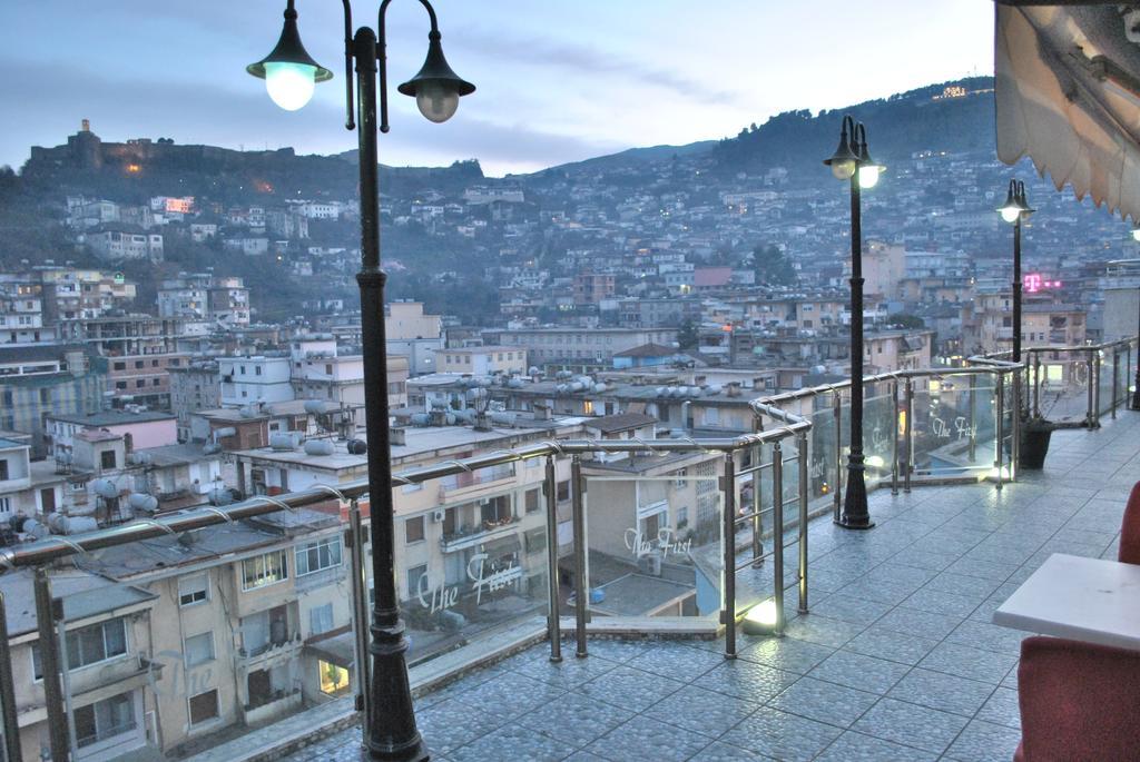 Hotel The First Gjirokastër 외부 사진