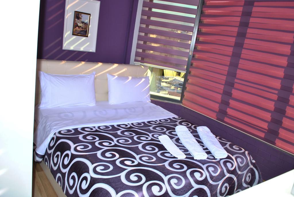 Hotel The First Gjirokastër 외부 사진