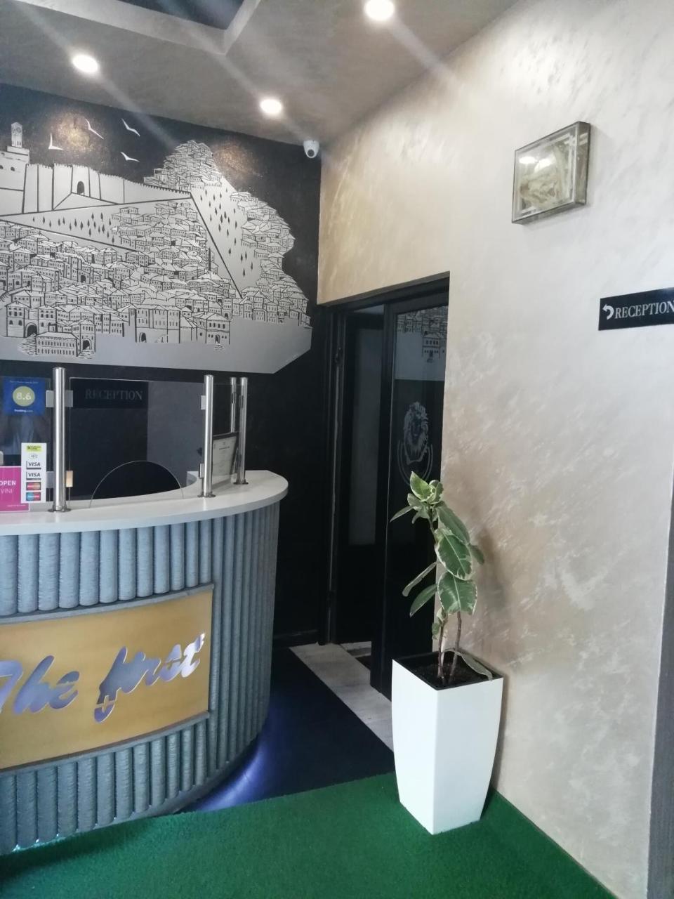 Hotel The First Gjirokastër 외부 사진